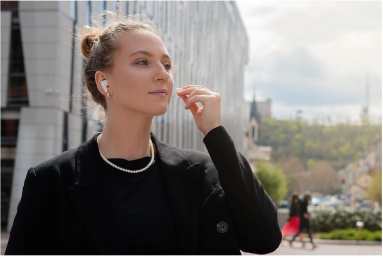 Hybridní ANC pro klidnější poslech
