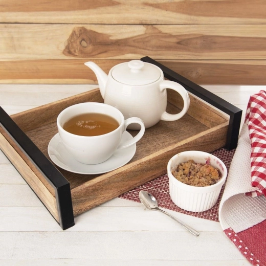 Pevné kovové úchyty pro bezpečné přenášení