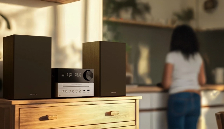 CD, FM rádio, USB i AUX – vše na jednom místě