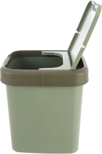 Sklopné víko pro pohodlné vhazování