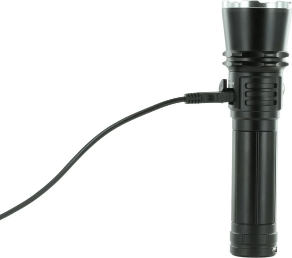 USB‑C nabíjení a baterie 21700 v balení
