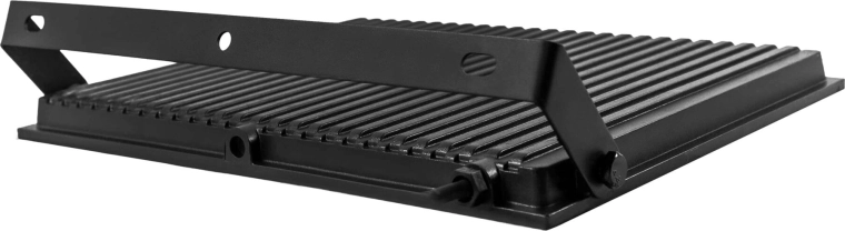 Snadná instalace s nastavitelným držákem