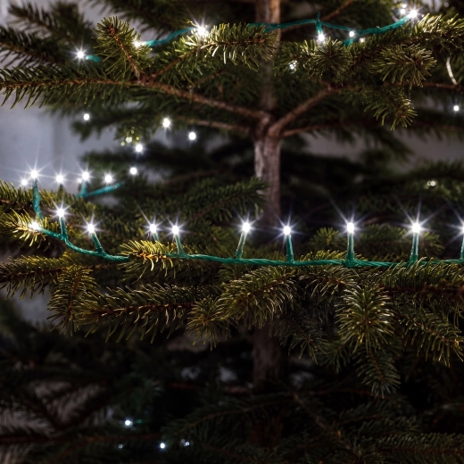 400 LED na 20metrovém řetězu