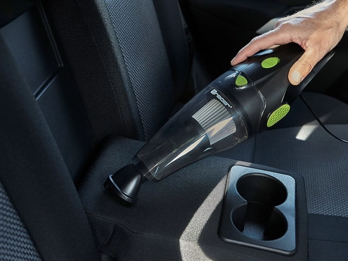 Silný výkon 100 W a napájení 12 V