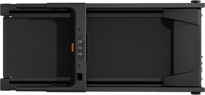 Stabilní běžecká plocha a snadné ovládání