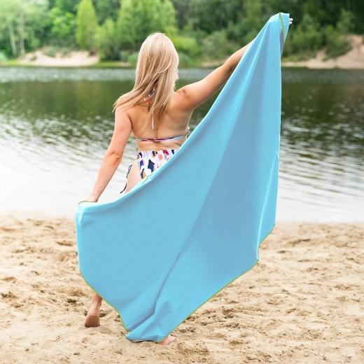 Ideální společník na pláž a cestování