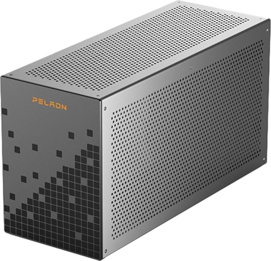 Dva porty Thunderbolt 3 a nabíjení notebooku