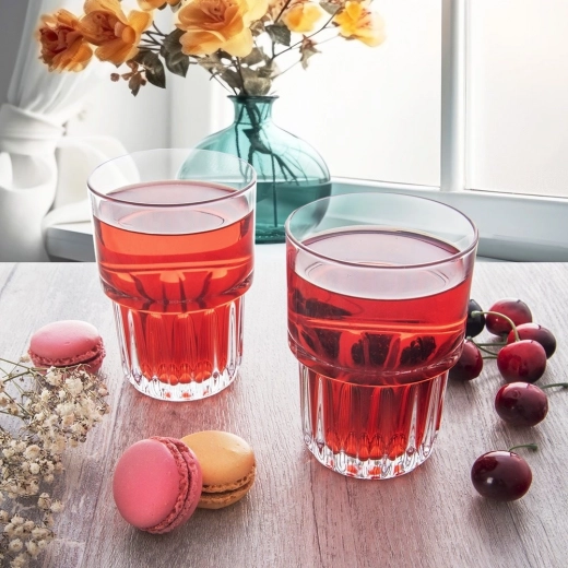 Elegantní servírování nápojů