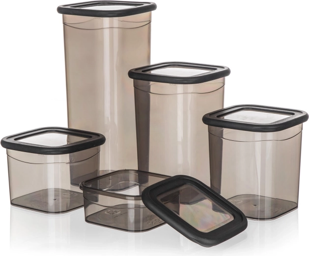 Stohovatelný tvar pro úsporu místa