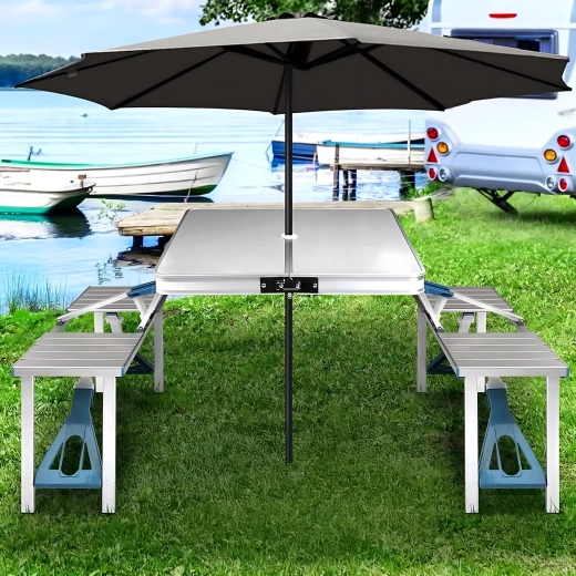 Pohodlný stín díky otvoru na slunečník