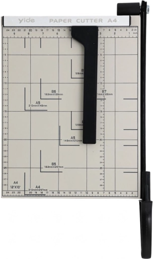 Odolná kovová konstrukce s nerezovým ostřím