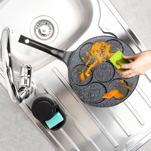 Nepřilnavý granitový povrch