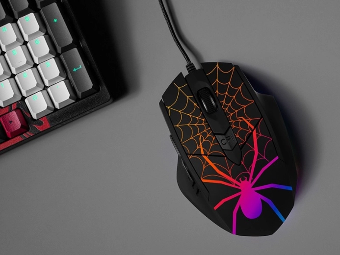 RGB podsvícení a odolné provedení