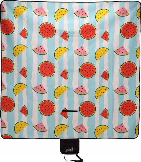 Velký prostor a hravý ovocný design