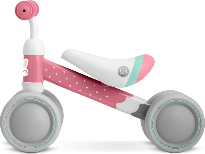 Stabilní tříkolový design pro jistý start