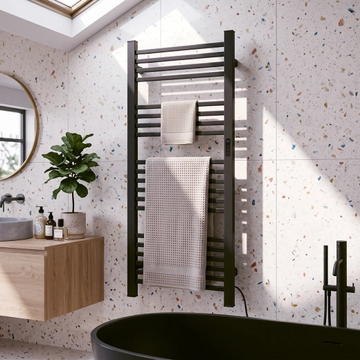 Moderní černý design a provedení do koupelny (IPX4)