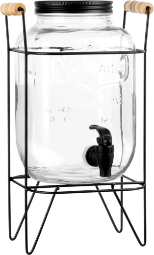 Pohodlné nalévání díky vyvýšenému stojanu