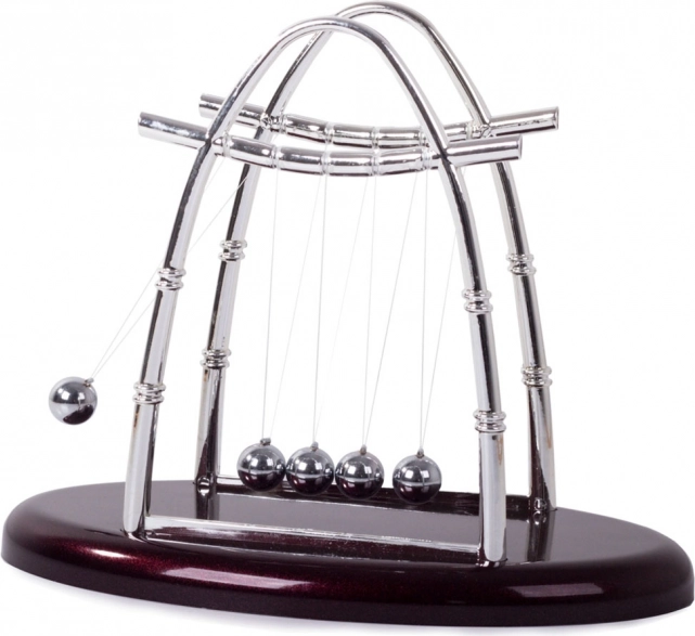 Newtonovo kyvadlo – velký stolní model