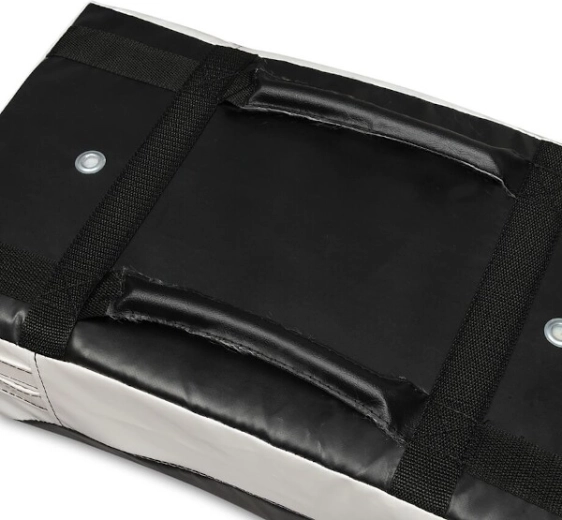 Prohnutí, ventilace a bezpečné úchyty