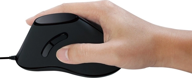 Vertikální ergonomie pro pohodlnější úchop