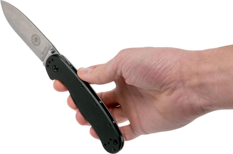 Ergonomická rukojeť a EDC výbava