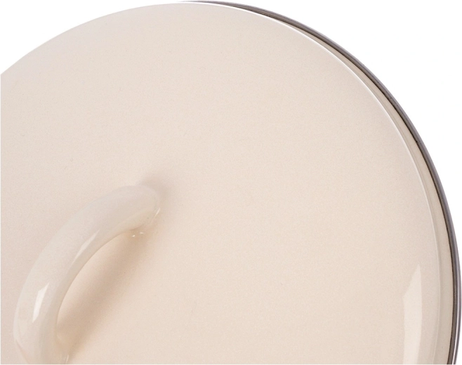 Odolná smaltovaná ocel s kovovou obrubou