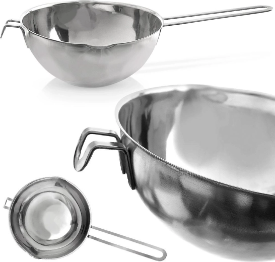 Pohodlné použití s háčkem a rukojetí