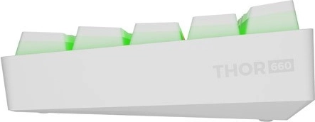 Kvalitní mechanika: Gateron, promazané stabilizátory a PBT keycapy