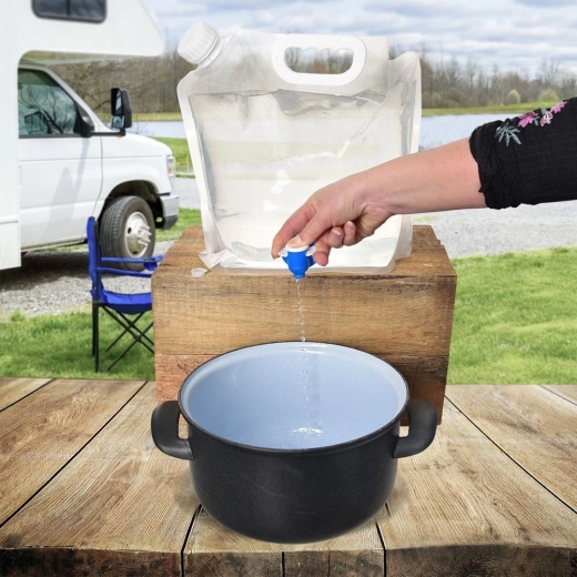 Integrovaný kohoutek pro přesné a čisté nalévání