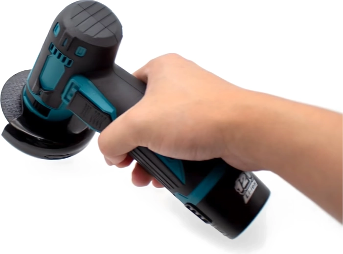 Kompaktní síla do jedné ruky