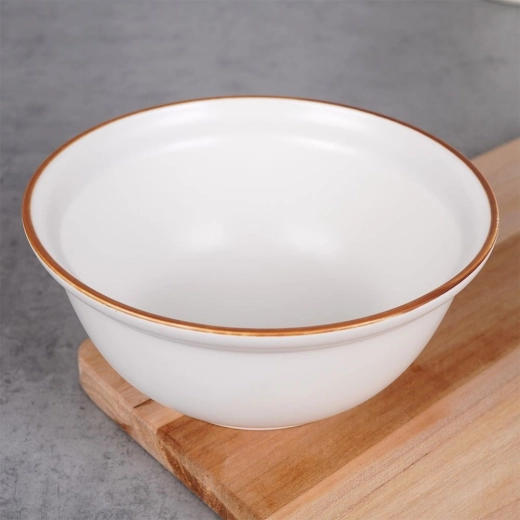 Elegantní design s kontrastním lemem