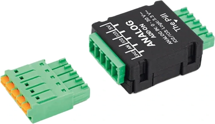 IO2/IO3 digitální I/O a svorky pro napájení
