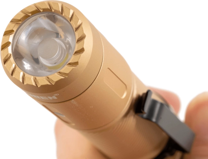 Výkonný a dlouhý dosvit