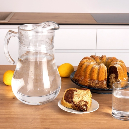 Univerzální použití u stolu i při servírování