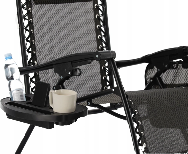 Odnímatelný odkládací stolík a kapsa