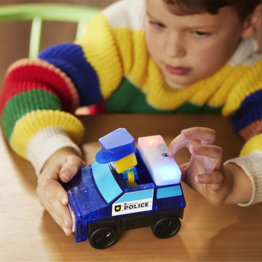 Světelné a zvukové efekty pro realistickou akci