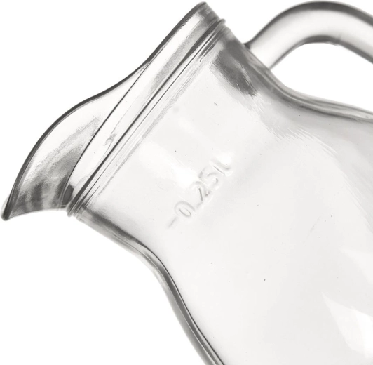 Přesné dávkování díky značení 0,25 l