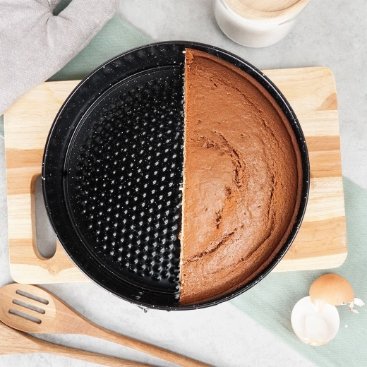 Nepřilnavý granitový povrch