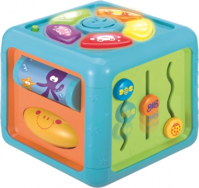 Světla, melodie a zvuky zvířátek