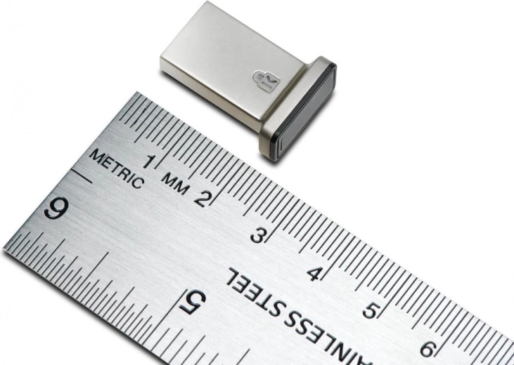 Odolné kovové tělo a snadné použití