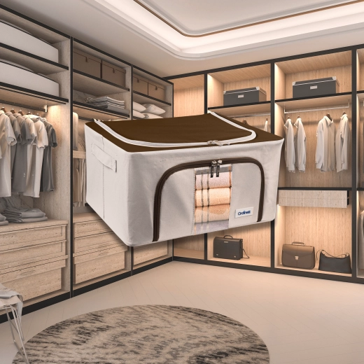 Dvojí přístup: přední panel i horní víko