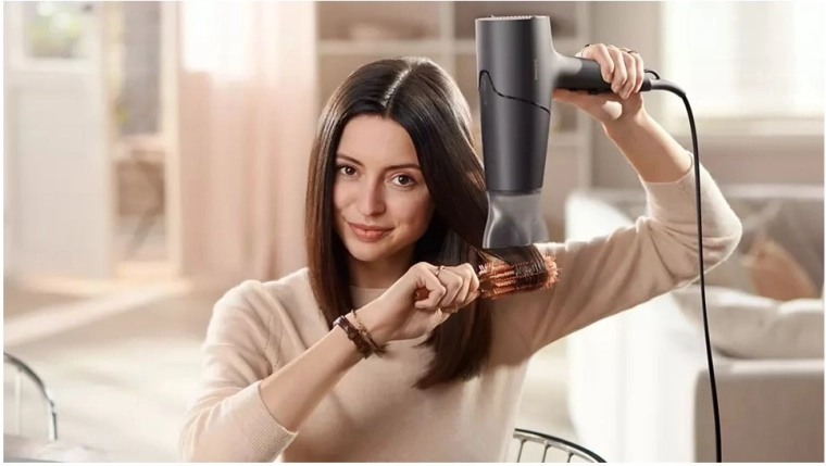 Přesné nastavení a studený vzduch pro finální styling