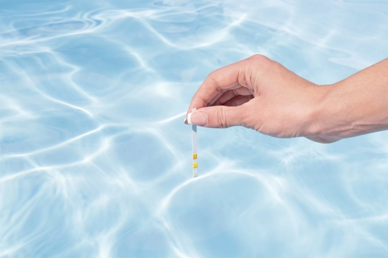 3v1: pH, volný chlor a celková alkalita