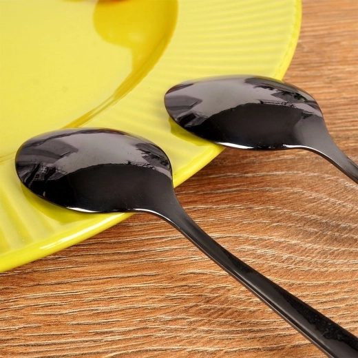 Moderní černý design