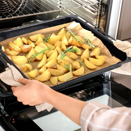 Pohodlné použití v každé troubě