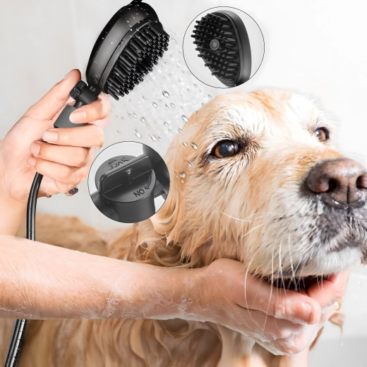 Komfortní koupání a vyčesávání v jednom