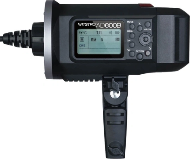 Vestavěný Godox X 2,4 GHz a bajonet Bowens