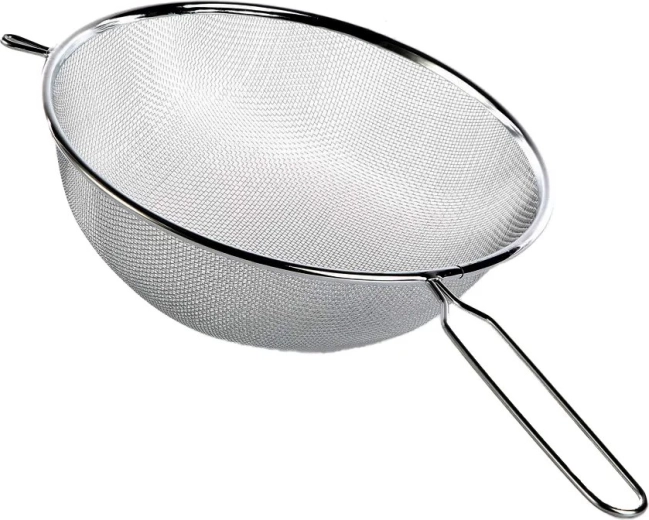 Kovové kuchyňské sítko s rukojetí 23 cm