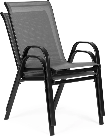 Stohovatelný design pro úsporu místa