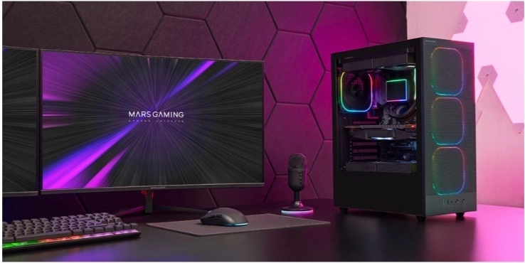 Čistý build s CableHatch a tvrzeným sklem